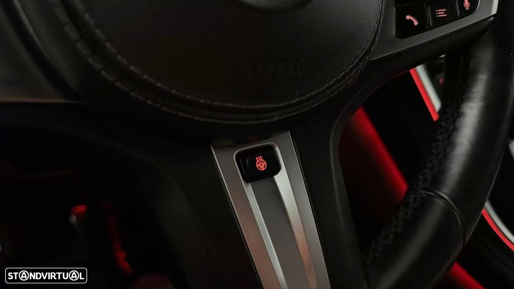 BMW 840 d xDrive Pack M - 31