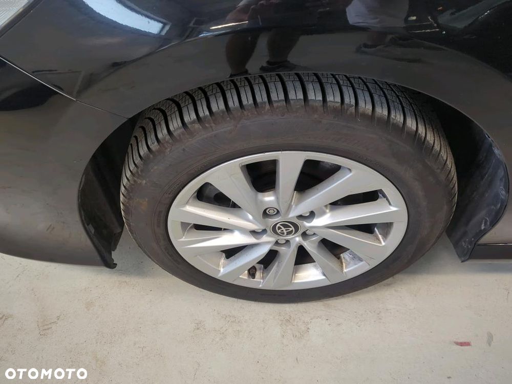 Toyota Camry 2.5 Hybrid Comfort CVT - 5