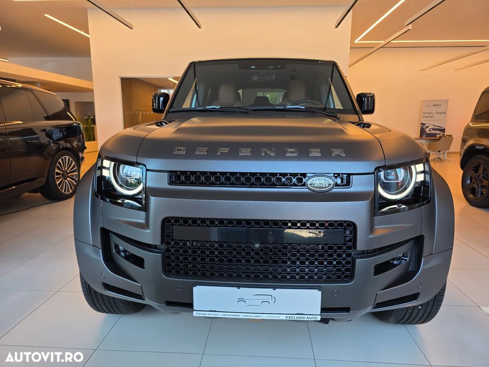 Land Rover Defender - 3