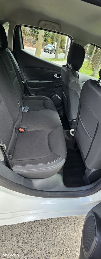 Renault Clio - 27