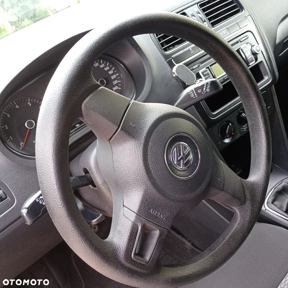 Volkswagen Polo - 5