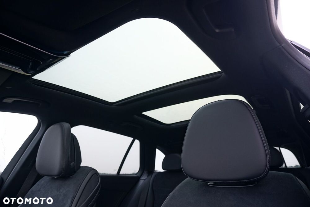 Mercedes-Benz GLC - 22