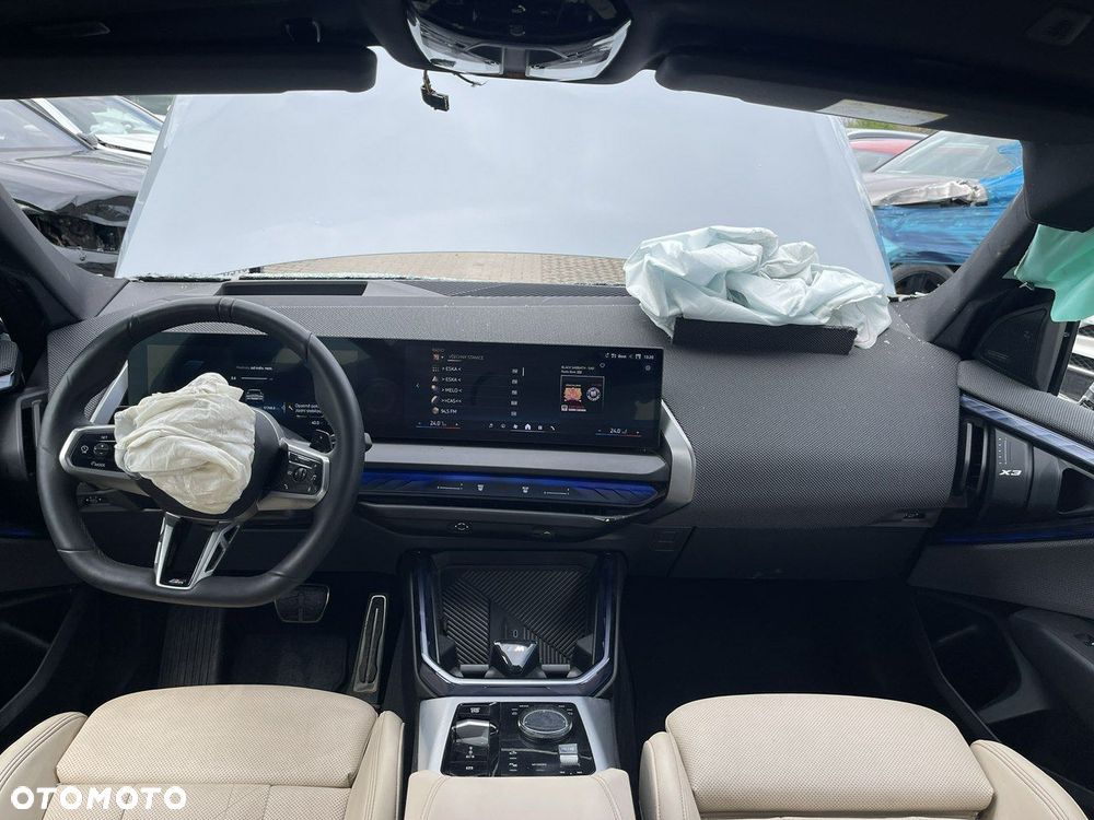 BMW X3 xDrive20 mHEV - 12