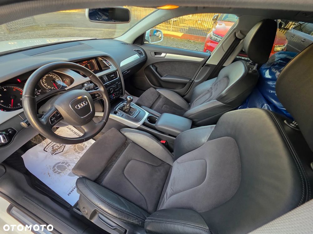 Audi A4 Avant 2.0 TDI DPF quattro Ambition - 21