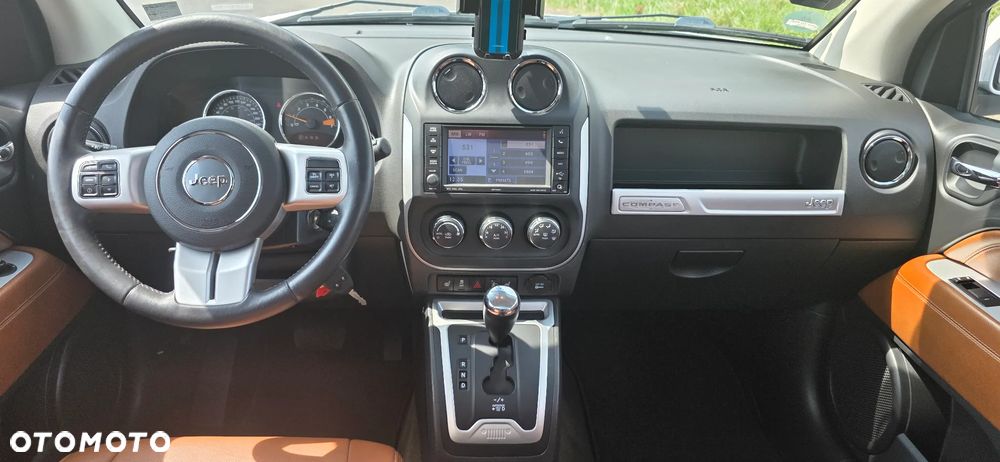 Jeep Compass 2.4I 4x4 CVT Limited - 18