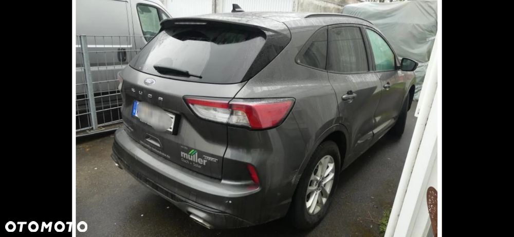 Ford Kuga 2.5 Duratec PHEV ST-LINE X - 4