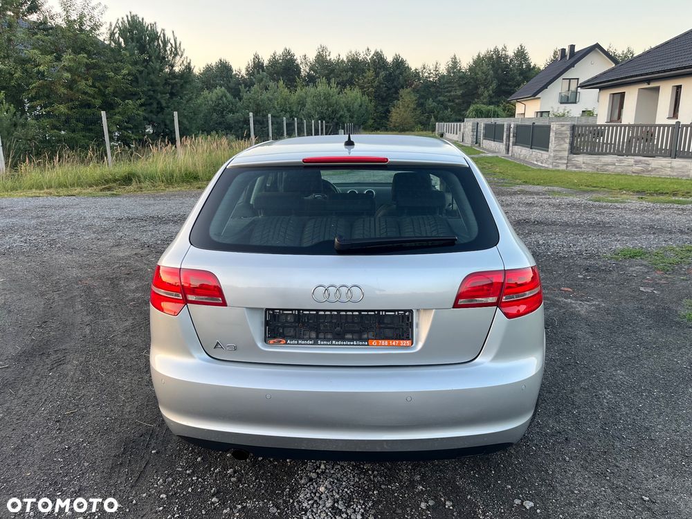 Audi A3 Sportback 1.6 Attraction - 5