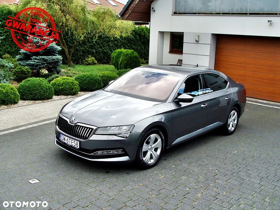 Skoda Superb 2.0 TDI DSG Premium Edition - 32