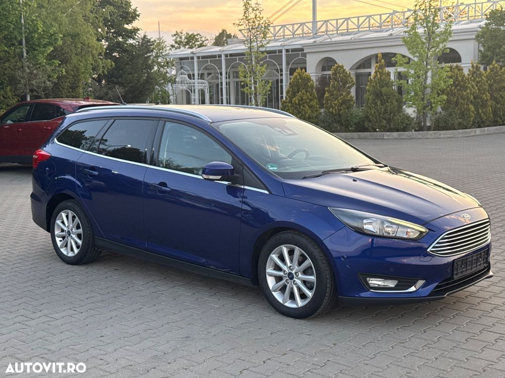 Ford Focus - 12