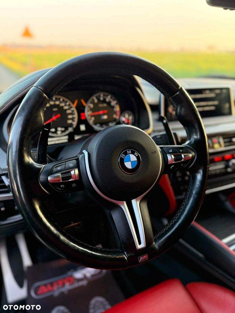 BMW X6M - 14
