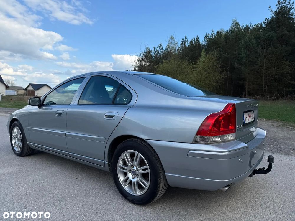 Volvo S60 2.4D Kinetic - 14