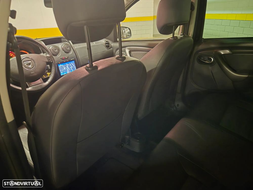 Dacia Duster 1.2 TCe Prestige - 28