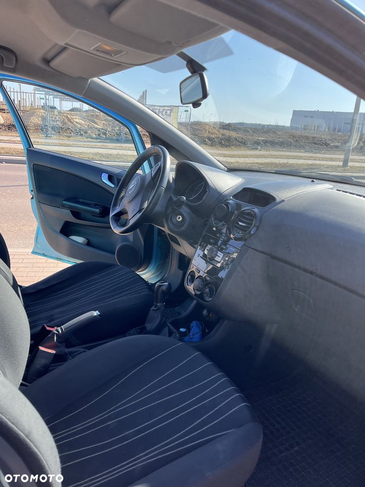 Opel Corsa - 7