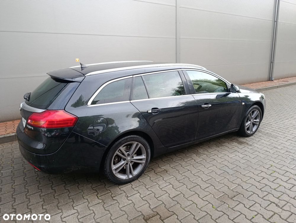 Opel Insignia 2.0 T Cosmo 4x4 - 9