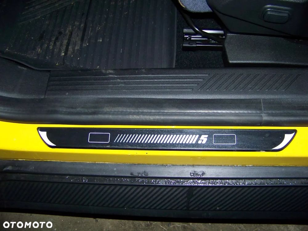 Renault 5 52kWh Comfort Range Techno - 37