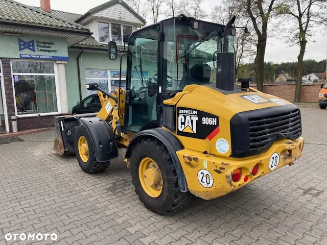 Caterpillar 906 - 6