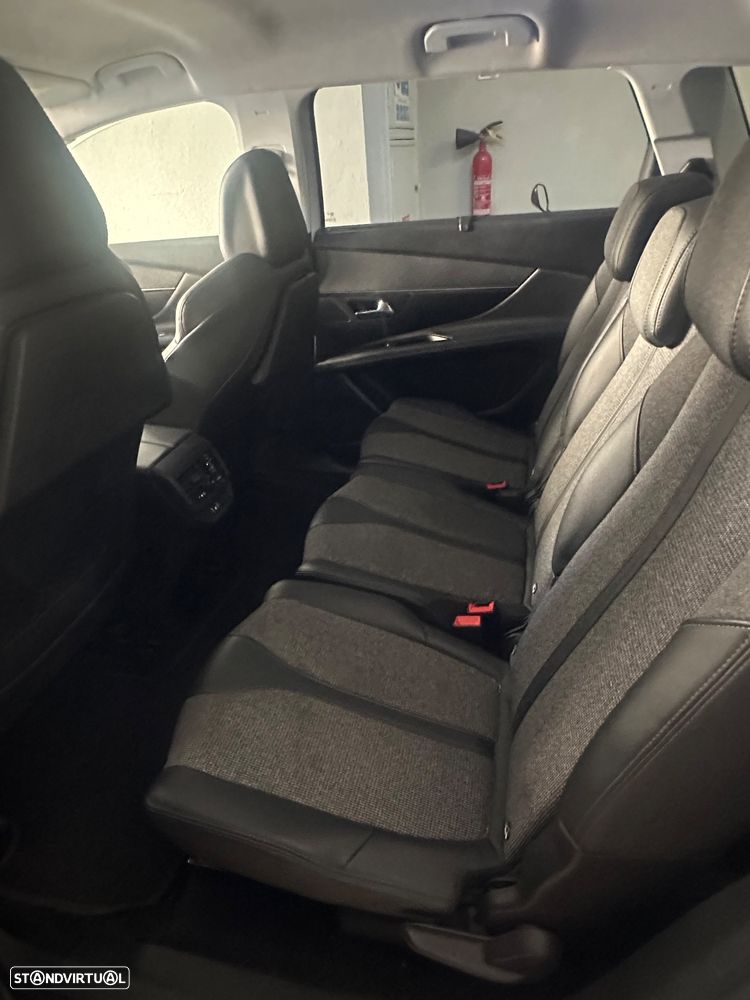 Peugeot 5008 1.5 BlueHDi Allure Pack EAT8 - 15