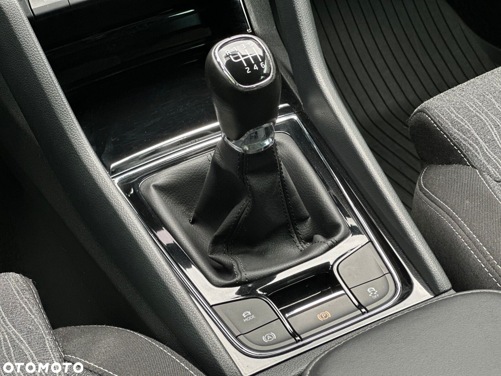 Skoda Kodiaq 1.5 TSI ACT 4x2 Style 7os - 27