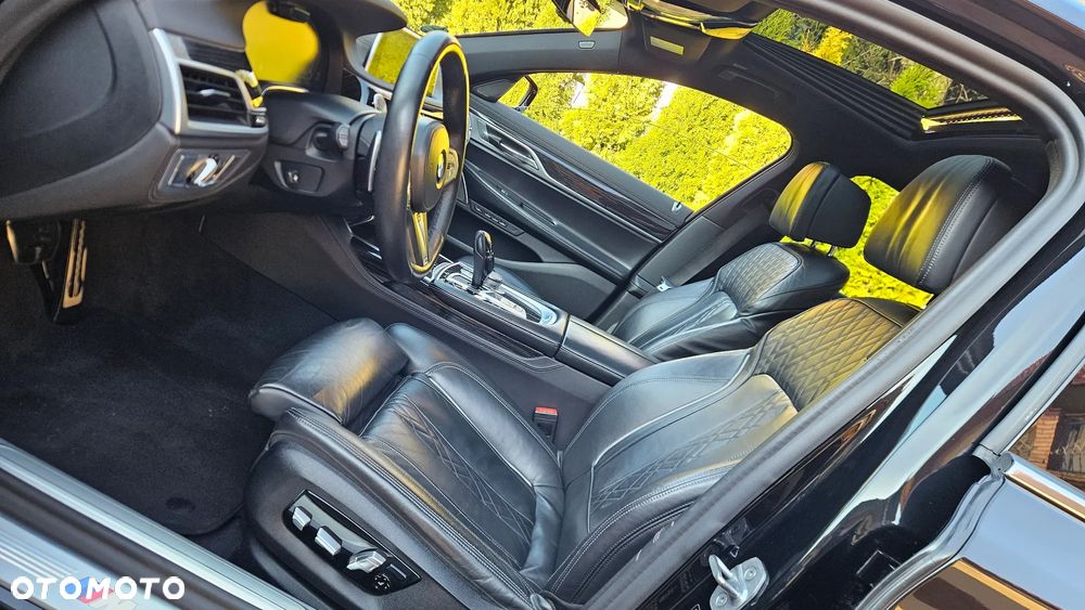 BMW Seria 7 730d sport - 13