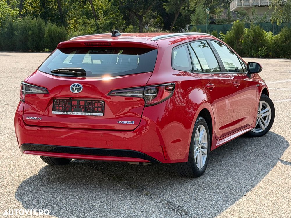 Toyota Corolla 1.8 HSD Business Plus - 12