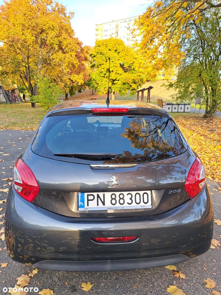 Peugeot 208 - 9