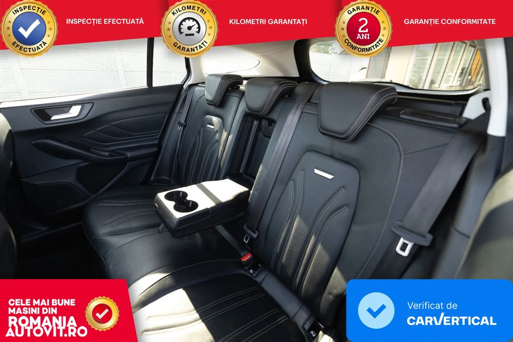 Ford Focus - 25