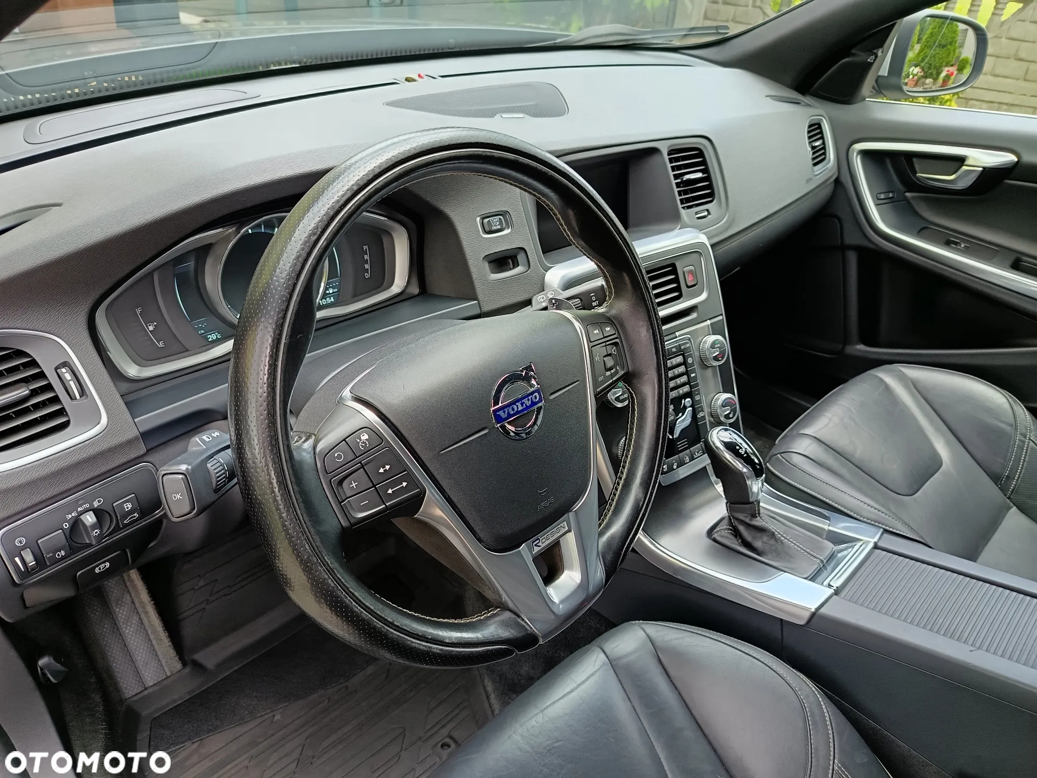 Volvo V60 T6 AWD R-Design Summum - 17