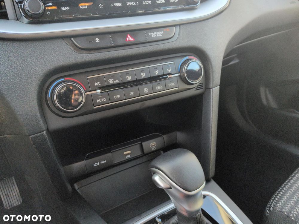 Kia Ceed 1.5 T-GDI M DCT - 13