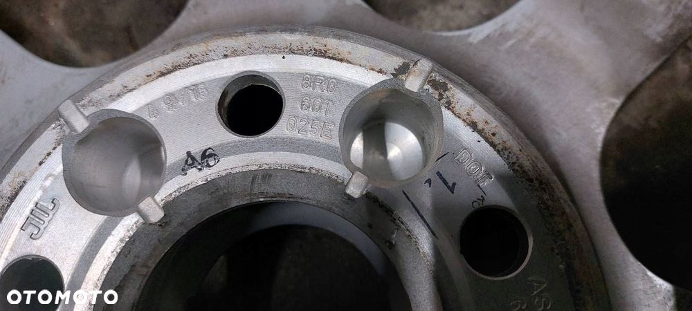 FELGA ALUMINIOWA AUDI 7JX17 ET37 8R0601025E 5X112 FI 57,1 - 2