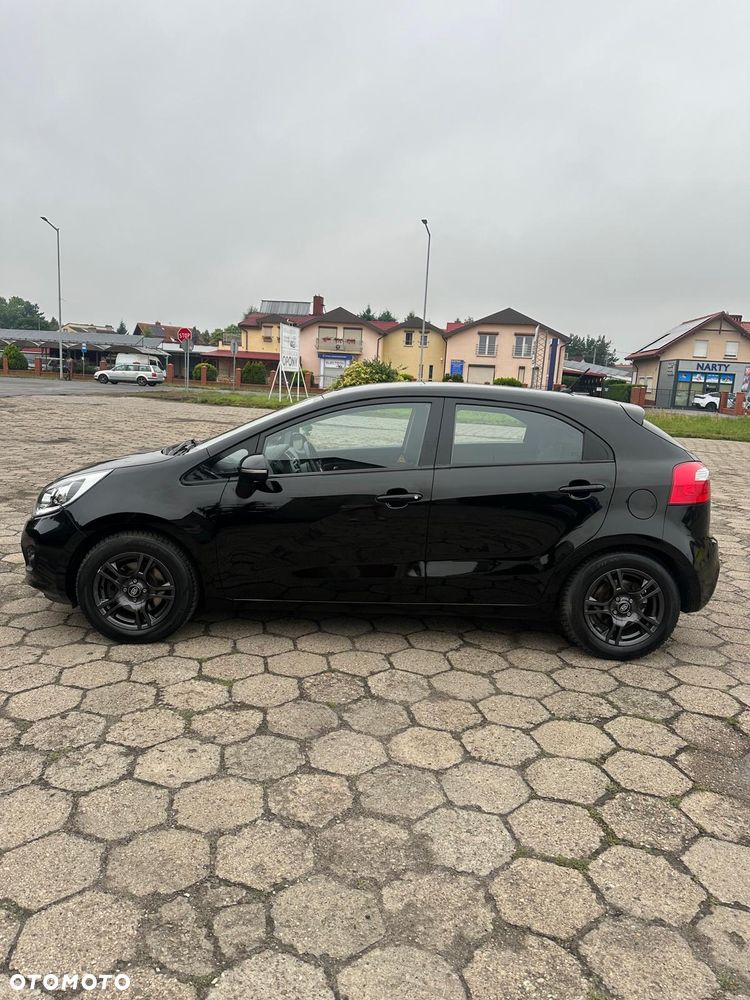 Kia Rio 2012 photo 5