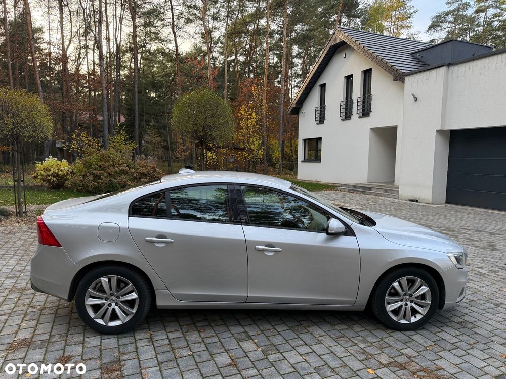 Volvo S60 - 16