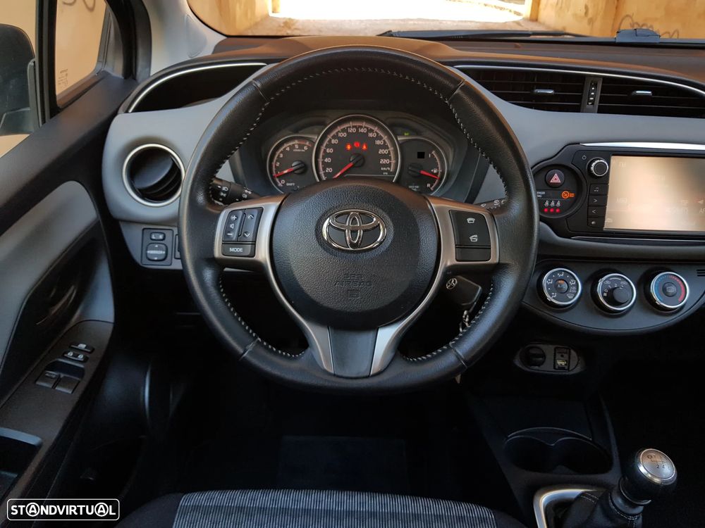 Toyota Yaris 1.4 D-4D Sport+Navi - 43