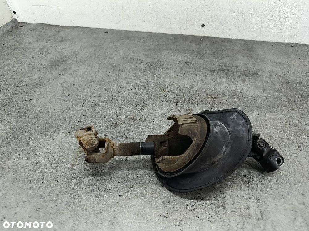 KRZYŻAK KOLUMNY OPEL VECTRA C 1.8 16V - 3