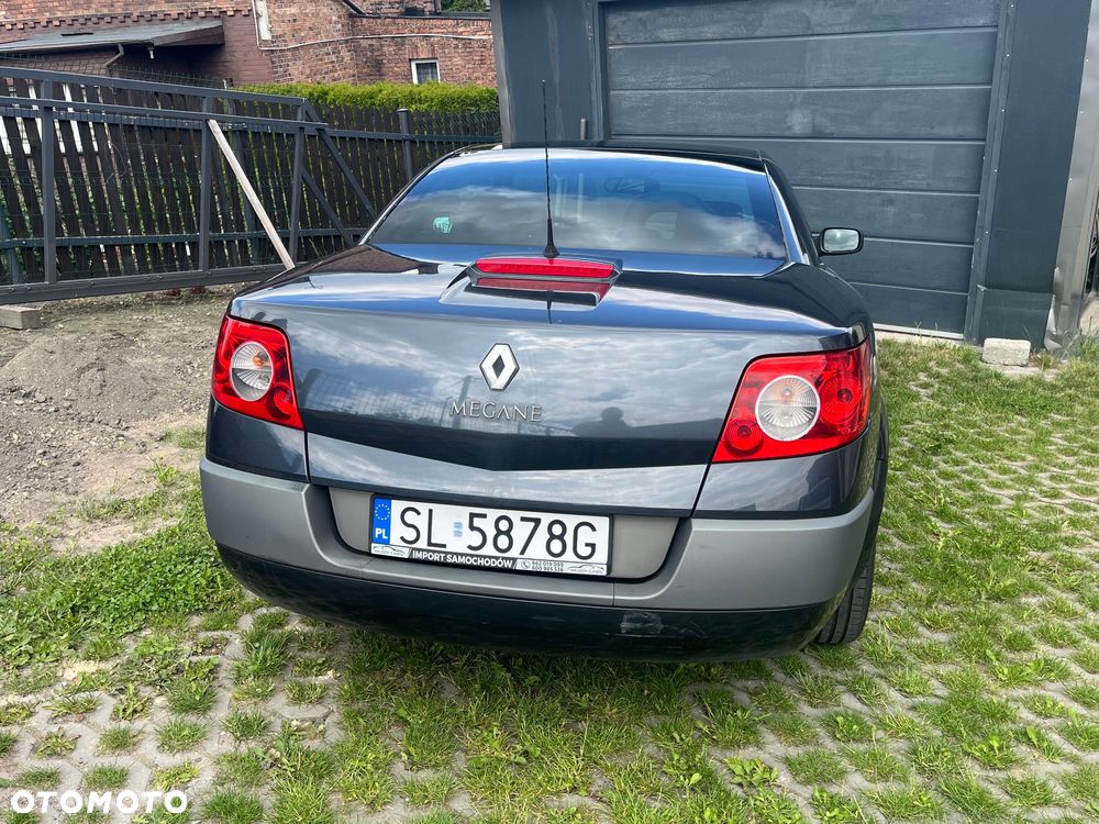 Renault Megane 1.6 Dynamique - 3