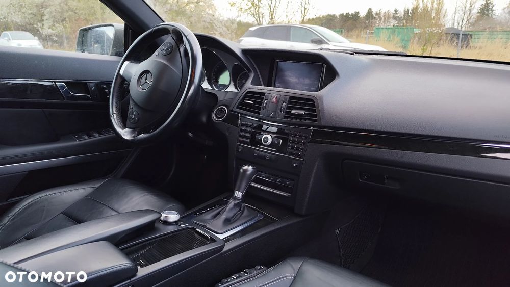Mercedes-Benz Klasa E - 15