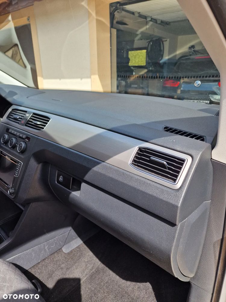 Volkswagen Caddy 1.4 TSI Highline - 18