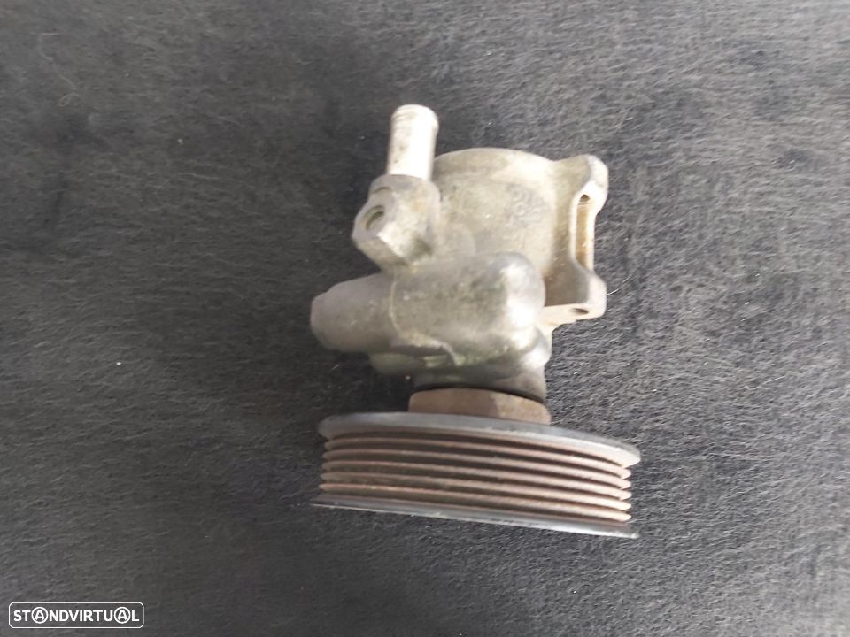 Bomba Direcção Assistida Hidraulica Audi A3 Ford Galaxy Seat Alhambra Cordoba Ibiza Inca Skoda Felicia Octavia VW Caddy Corrado Golf Jetta Passat Polo Scirocco Vento  Ref: 030145157 - 2