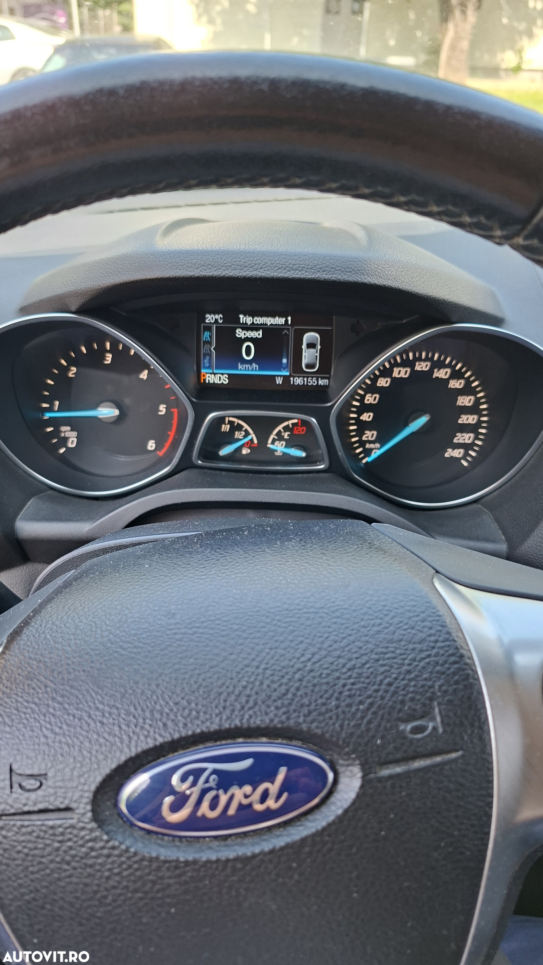 Ford Kuga 2.0 TDCi 4WD Powershift Titanium - 8
