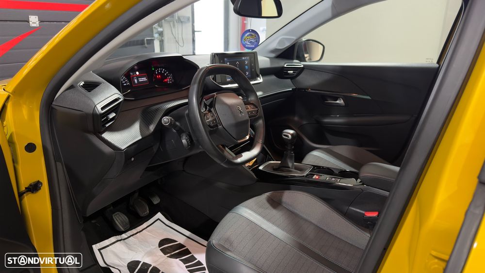 Peugeot 208 PureTech 100 Allure - 13