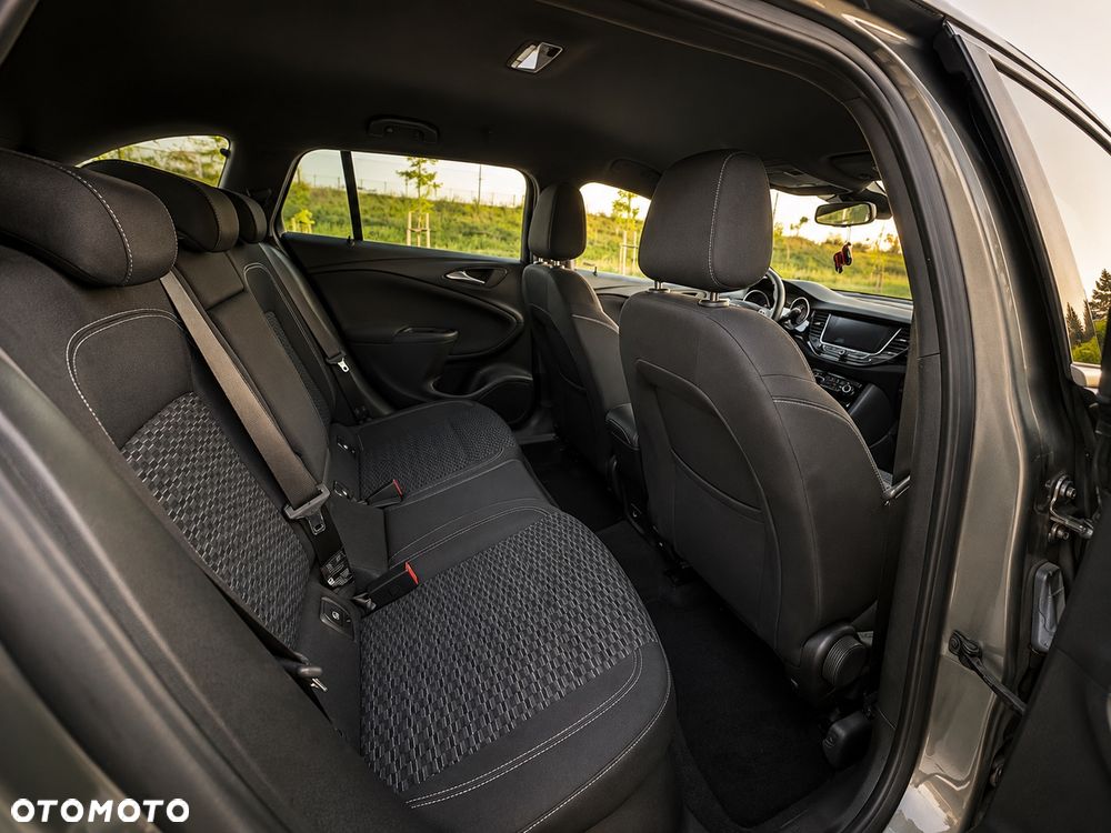 Opel Astra 1.4 Turbo Start/Stop Innovation - 29