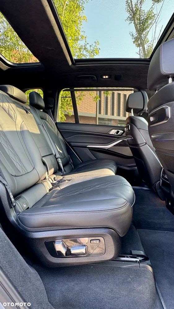 BMW X7 - 8