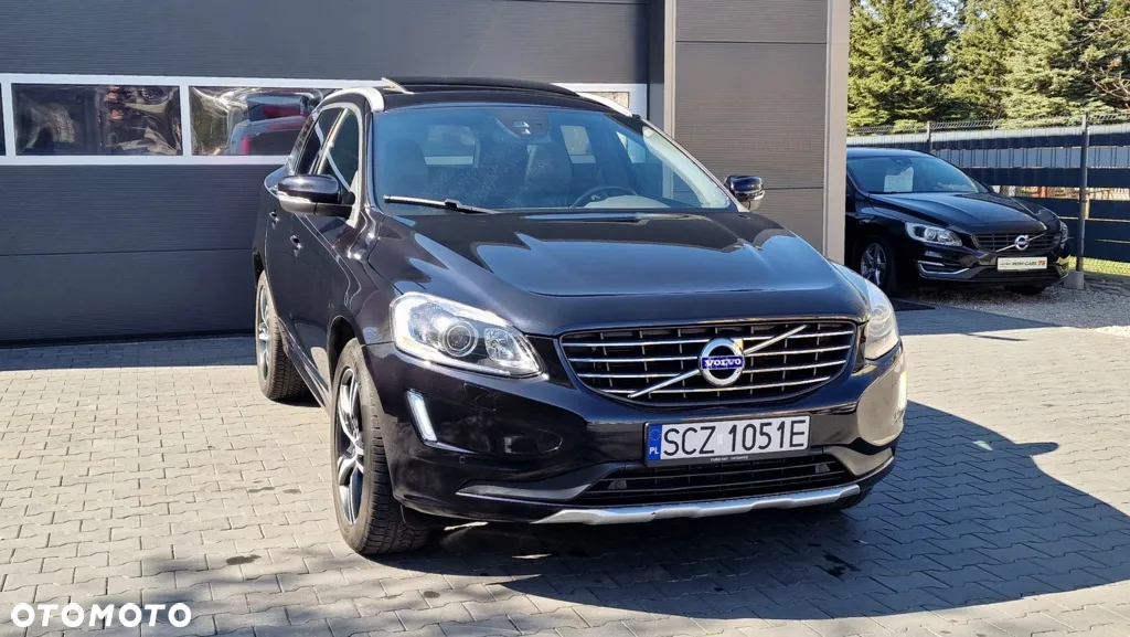 Volvo XC 60 D5 AWD Geartronic Summum - 8