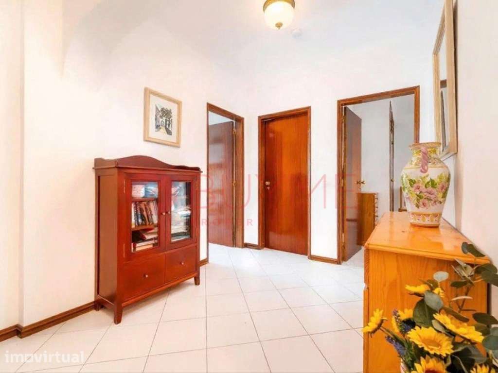 Apartamento T2 com vista mar em Quarteira, a poucos passos da praia - Grande imagem: 3/10