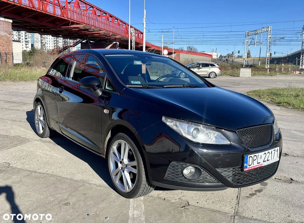 Seat Ibiza SC 1.6 16V Sport - 2