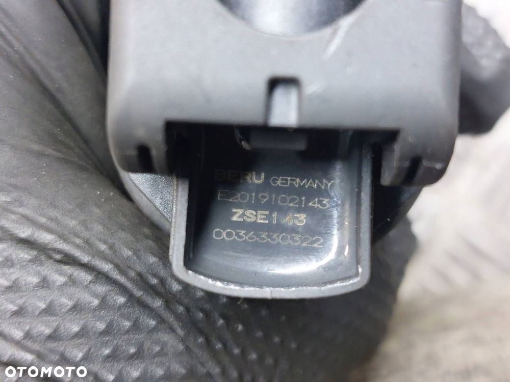 CEWKA ZAPŁONOWA KOMPLET BMW E90 2.0 16V BOSCH 0221504100 NGK U5055 - 4