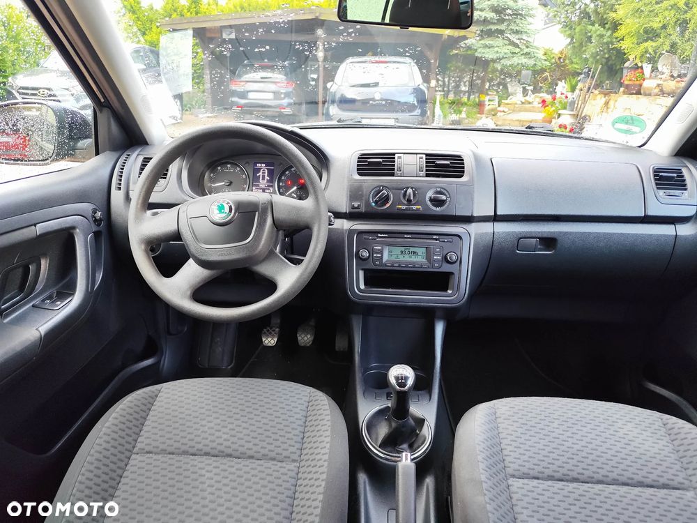 Skoda Fabia 1.2 TSI Ambiente - 9