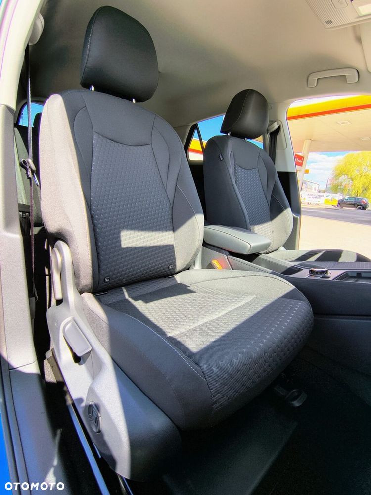 Volkswagen T-Roc 1.5 eTSI Life DSG - 11