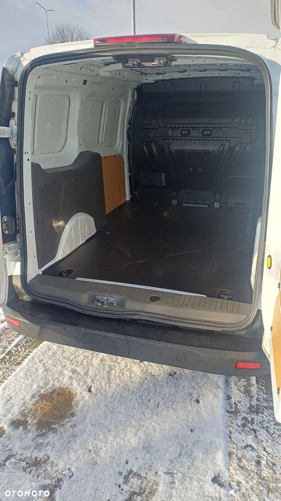 Ford Transit Connect - 21