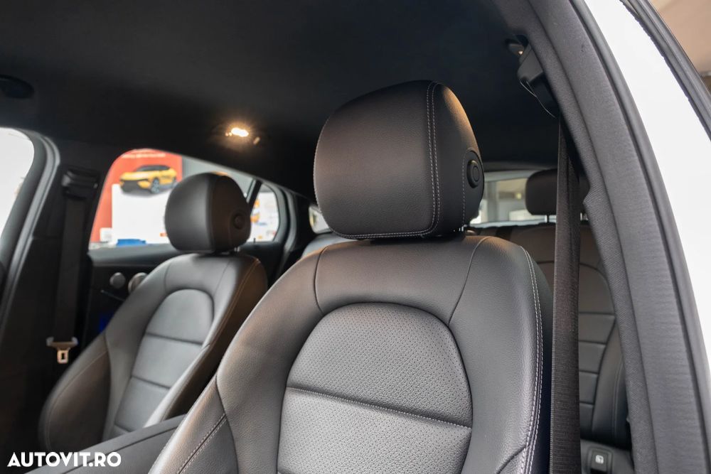 Mercedes-Benz GLC Coupe 300 4MATIC MHEV - 22