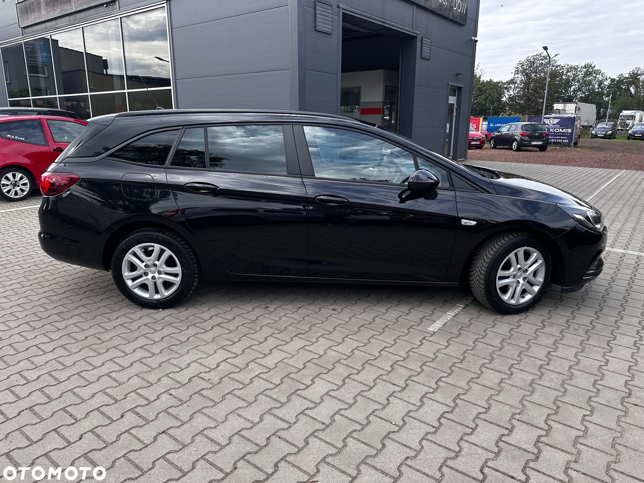 Opel Astra 1.4 Turbo 120 Jahre - 8